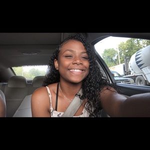 Meet your Posher, Tori